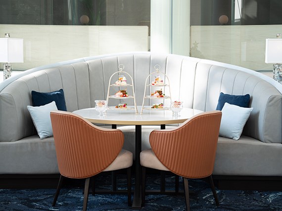 アフタヌーンティー　スイーツ　ヌン活　ホテル　大阪　ストロベリー　いちご　ロビーラウンジ　女子会